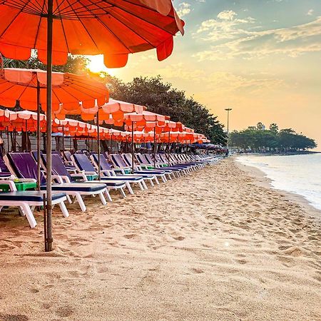 Great Location With Infinity Pool -Central Pattaya Daire Dış mekan fotoğraf