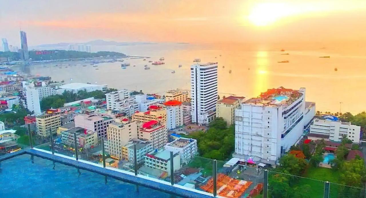 Great Location With Infinity Pool -Central Pattaya Daire Dış mekan fotoğraf