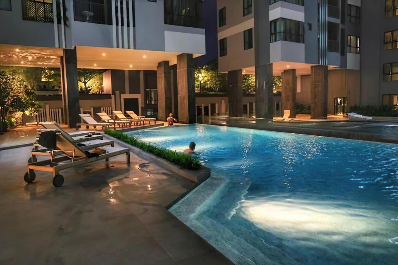 Great Location With Infinity Pool -Central Pattaya Daire Dış mekan fotoğraf