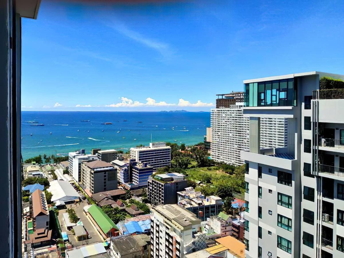 Great Location With Infinity Pool -Central Pattaya Daire Dış mekan fotoğraf